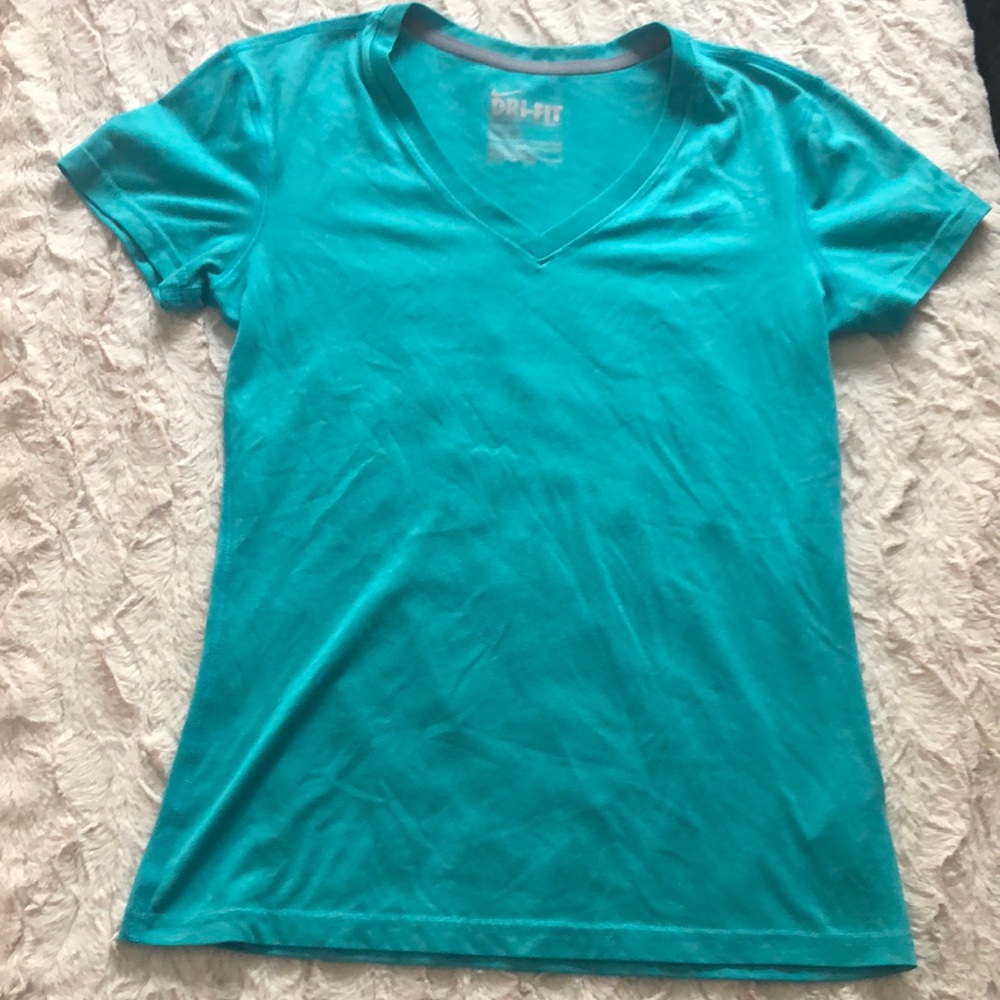 Nike Women’s Dri-Fit Fitted Short Sleeve Tee